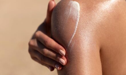 Everything you need to know to fight sunburns, premature aging and skin cancer this summer